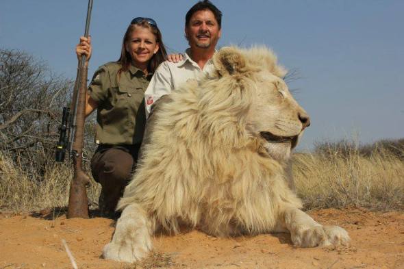 Mr and Mrs Woods - American Hunters - Picture Timbavati White Lion eventim