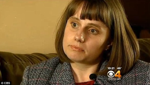 article-2592737-1CB1CB5600000578-712_634x360