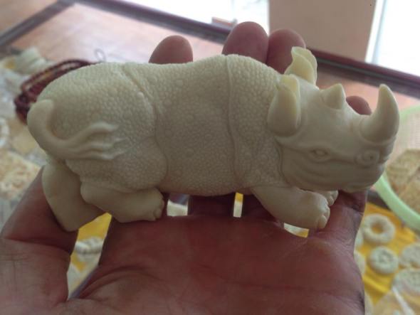 rhinoivory11